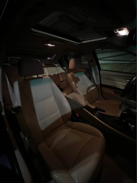 2011 BMW E90 3 Series Sedan - Image 11 of 13