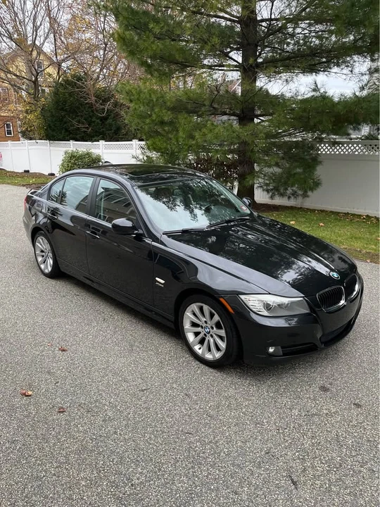 2011 BMW E90 3 Series Sedan - Image 20 of 20