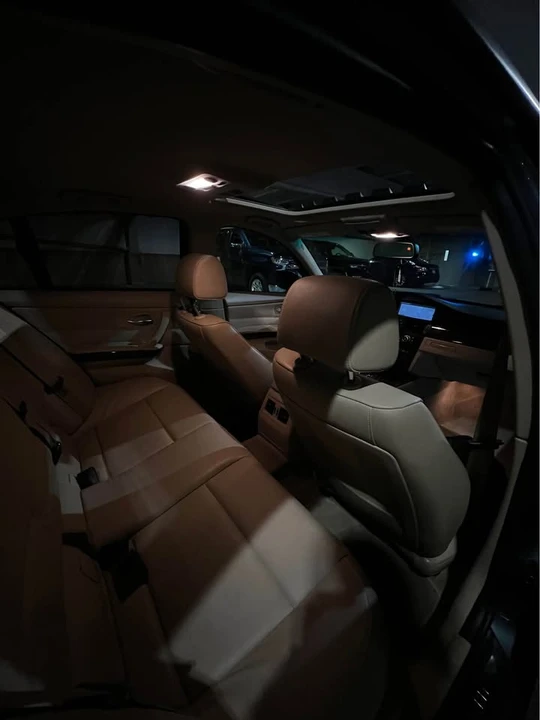 2011 BMW E90 3 Series Sedan - Image 9 of 13