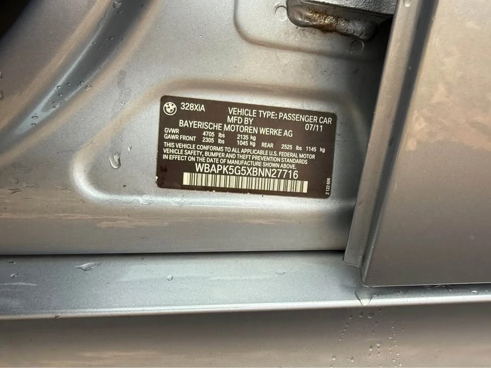 2011 BMW E90 3 Series Sedan - Image 9 of 12