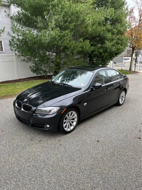 2011 BMW E90 3 Series Sedan - Image 2 of 20