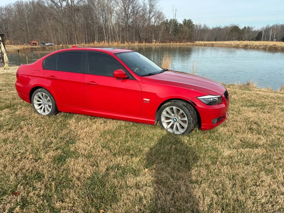 2011 BMW E90 3 Series Sedan - Image 2 of 7