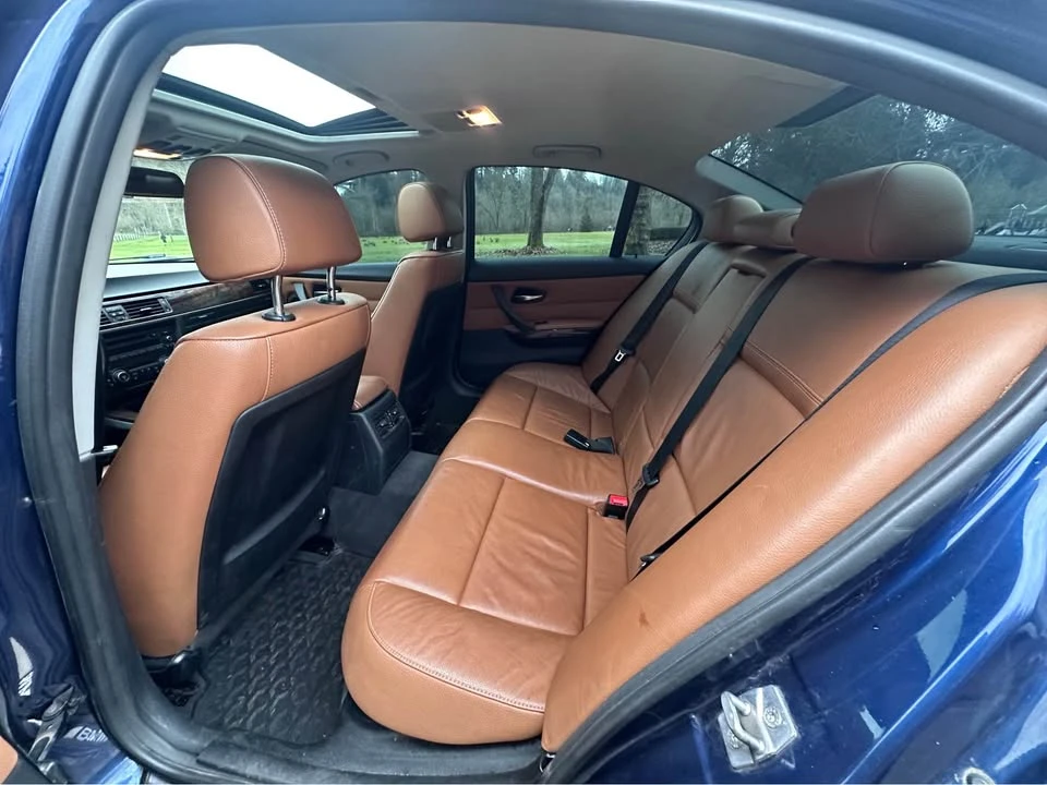 2011 BMW E90 3 Series Sedan - Image 10 of 13