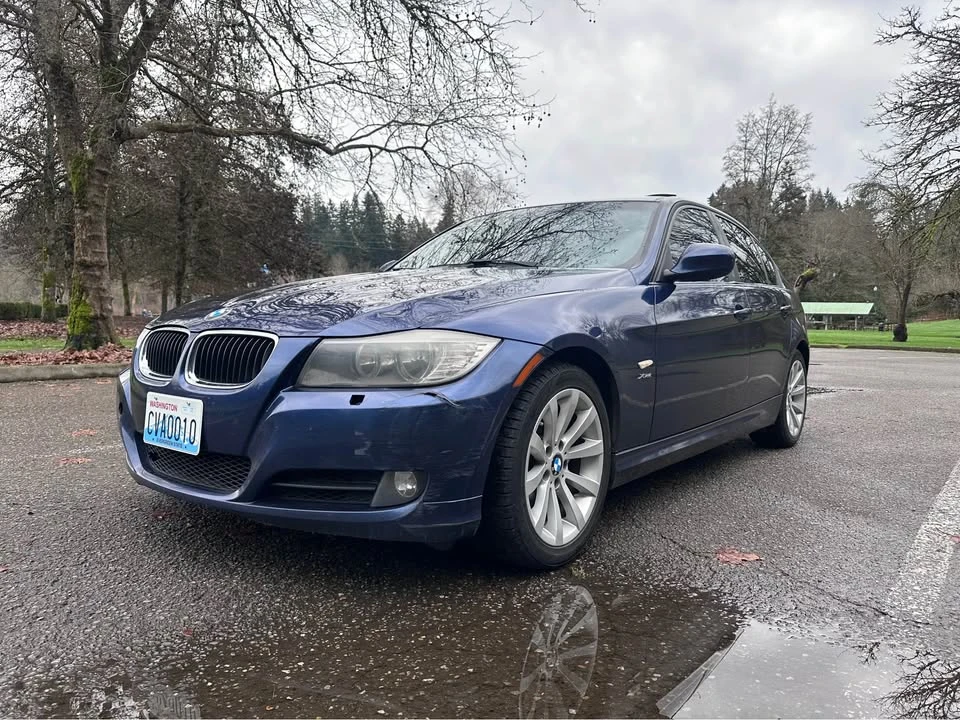 2011 BMW E90 3 Series Sedan - Image 2 of 13
