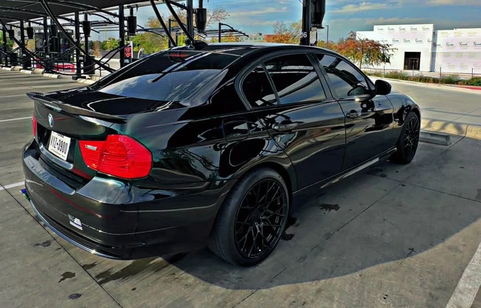 2011 BMW E90 3 Series Sedan - Image 12 of 12