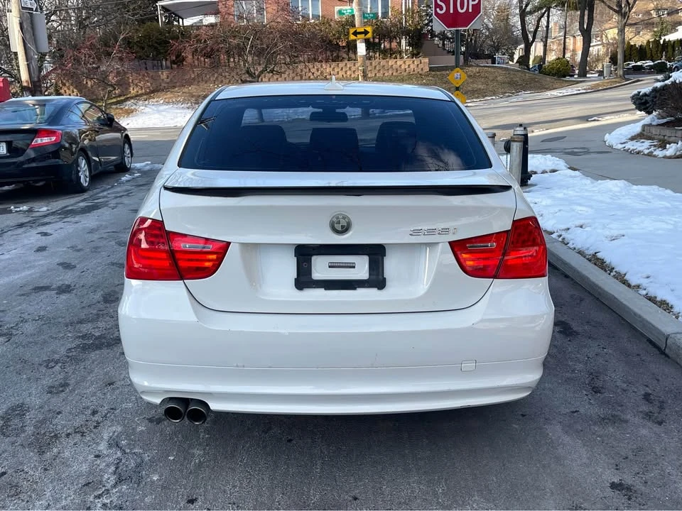 2011 BMW E90 3 Series Sedan - Image 5 of 19