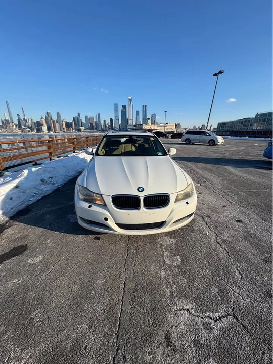 2011 BMW E90 3 Series Sedan - Image 2 of 17
