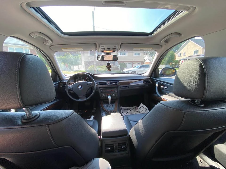 2011 BMW E90 3 Series Sedan - Image 12 of 17