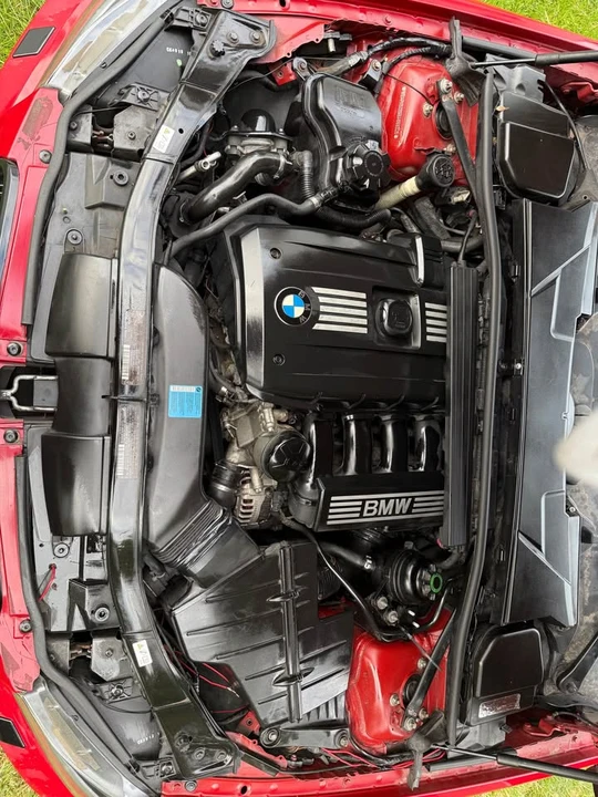 2011 BMW E90 3 Series Sedan - Image 5 of 10