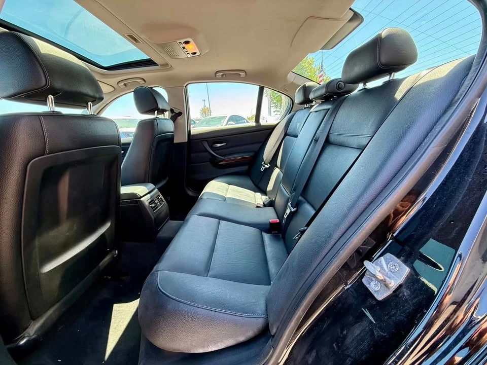 2011 BMW E90 3 Series Sedan - Image 10 of 20