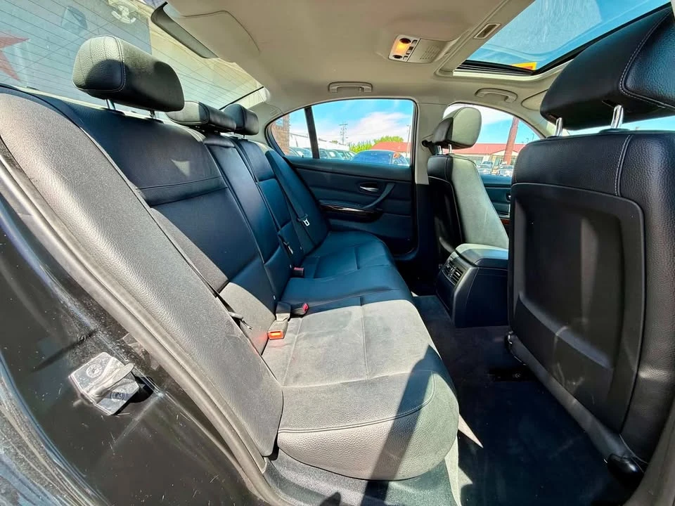 2011 BMW E90 3 Series Sedan - Image 12 of 20