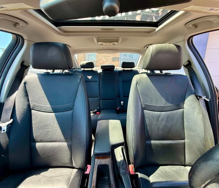 2011 BMW E90 3 Series Sedan - Image 19 of 20