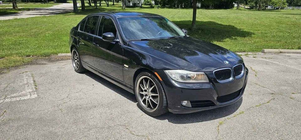 2011 BMW E90 3 Series Sedan - Image 2 of 13