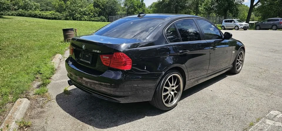 2011 BMW E90 3 Series Sedan - Image 3 of 13