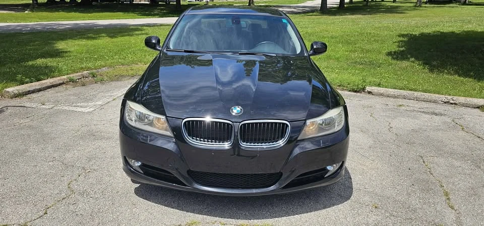 2011 BMW E90 3 Series Sedan - Image 5 of 13
