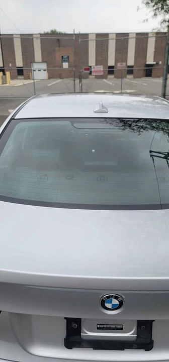 2011 BMW E90 3 Series Sedan - Image 15 of 16