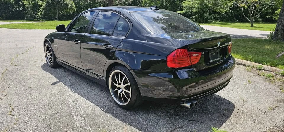 2011 BMW E90 3 Series Sedan - Image 4 of 13