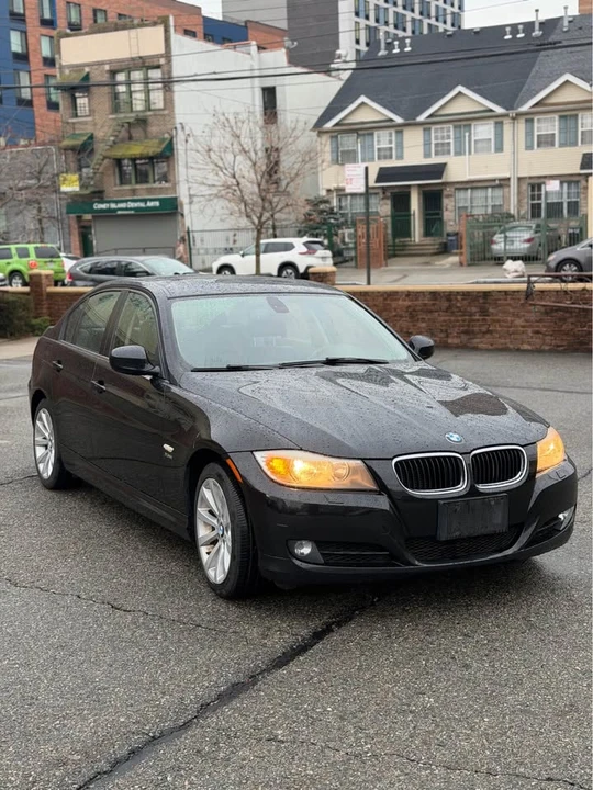 2011 BMW E90 3 Series Sedan - Image 6 of 12