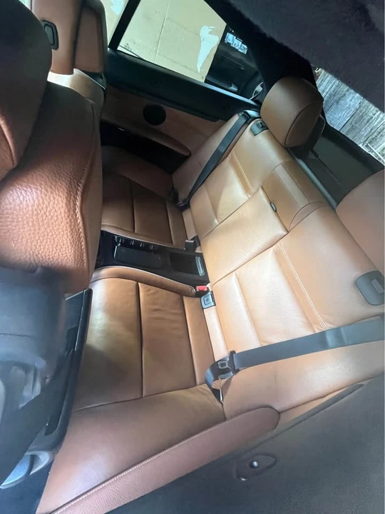 2011 BMW E93 335i Convertible - Image 3 of 3