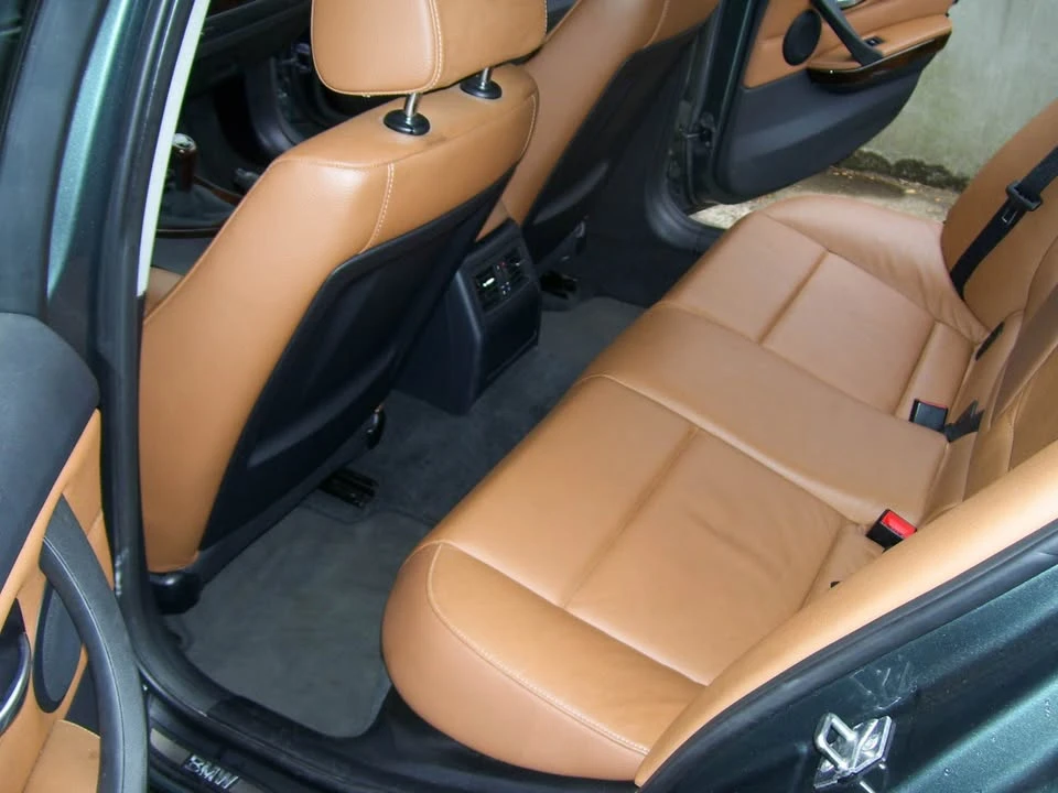 2011 BMW E90 335i Sedan - Image 5 of 8