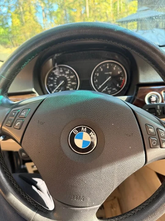2011 BMW E90 335i Sedan - Image 8 of 17