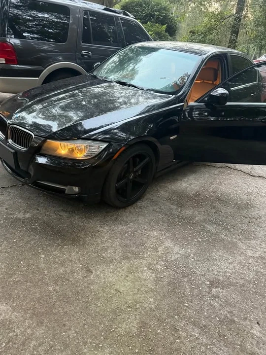 2011 BMW E90 335i Sedan - Image 14 of 17