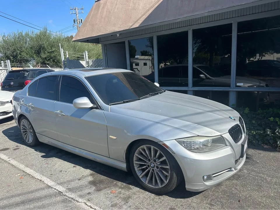 2011 BMW E90 335i Sedan - Image 2 of 3