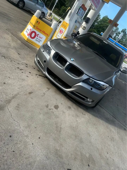 2011 BMW E90 335i Sedan - Image 5 of 13