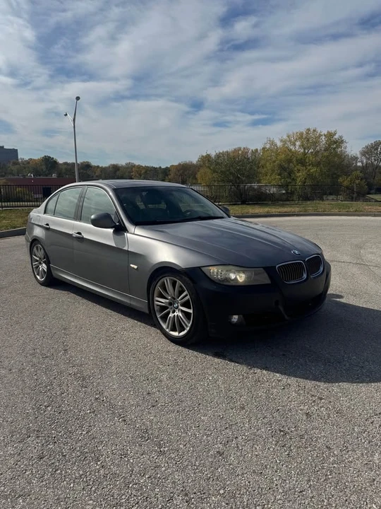 2011 BMW E90 335i Sedan - Image 2 of 5