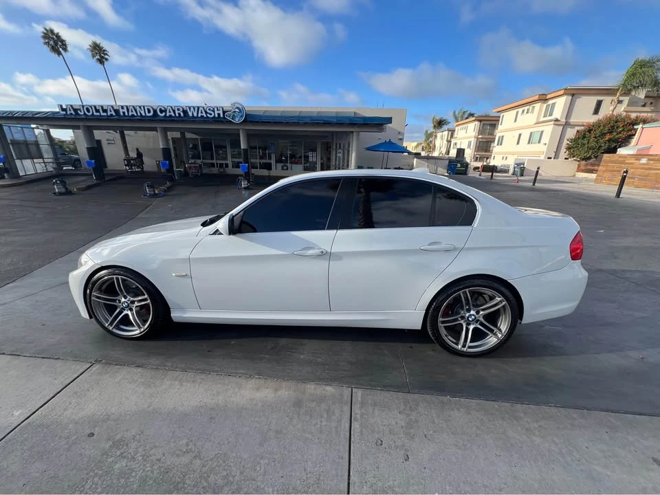2011 BMW E90 335i Sedan - Image 6 of 12