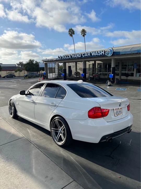 2011 BMW E90 335i Sedan - Image 8 of 12
