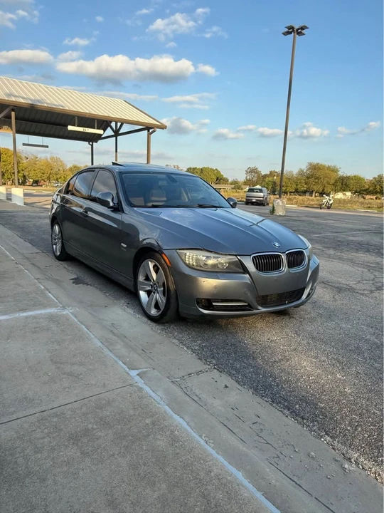 2011 BMW E90 335i Sedan - Image 3 of 10