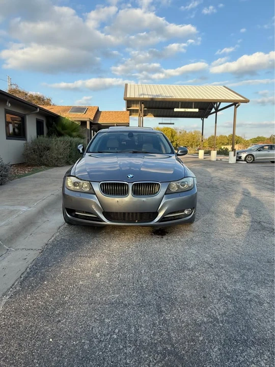 2011 BMW E90 335i Sedan - Image 2 of 10