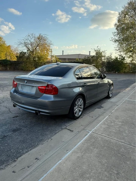 2011 BMW E90 335i Sedan - Image 9 of 10