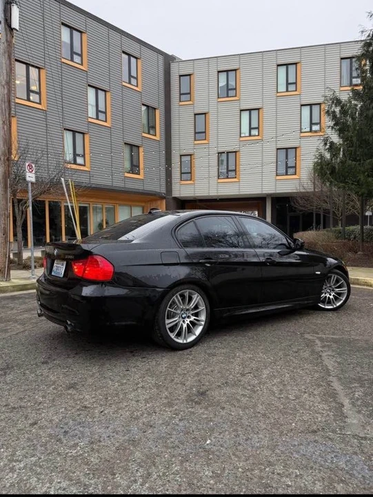 2011 BMW E90 335i Sedan - Image 4 of 16