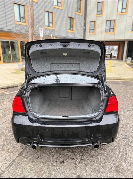 2011 BMW E90 335i Sedan - Image 13 of 16