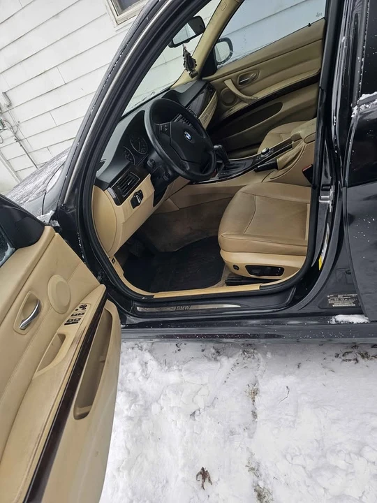 2011 BMW E90 335i Sedan - Image 7 of 10