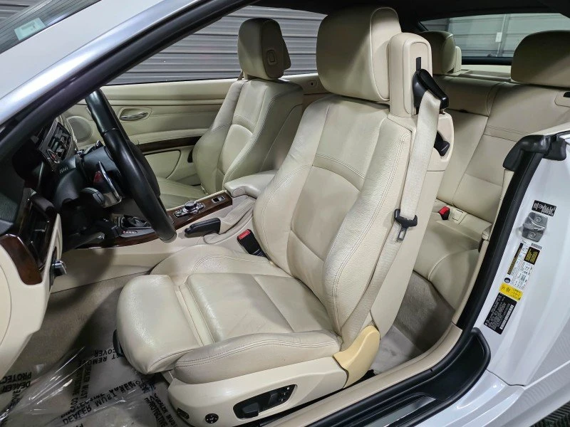 2011 BMW E93 335i Convertible - Image 12 of 20