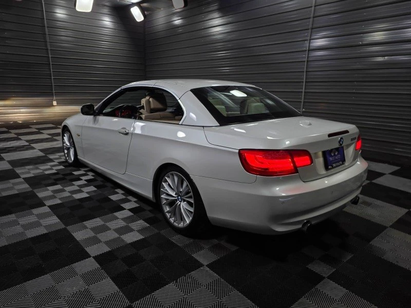 2011 BMW E93 335i Convertible - Image 10 of 20