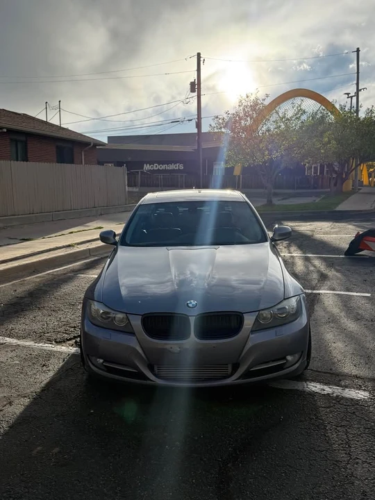 2011 BMW E90 335i Sedan - Image 2 of 10