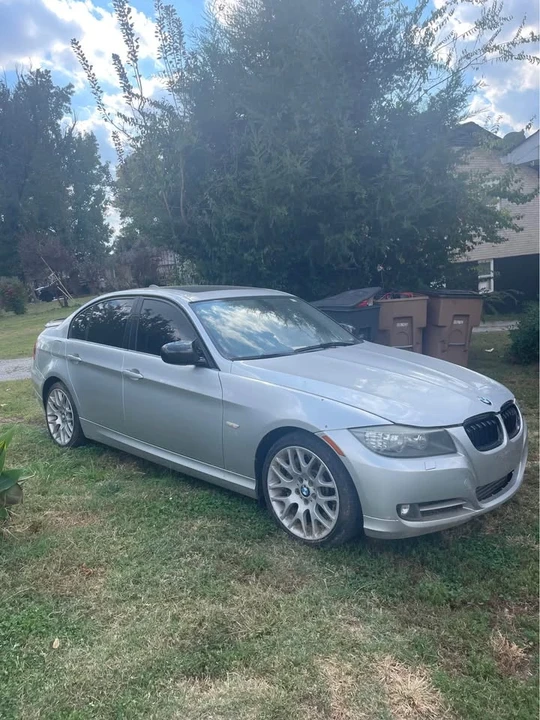 2011 BMW E90 335i Sedan - Image 2 of 5
