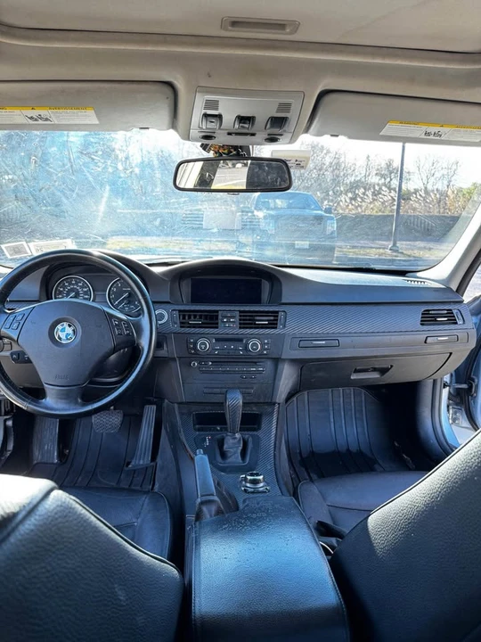 2011 BMW E90 335i Sedan - Image 10 of 16
