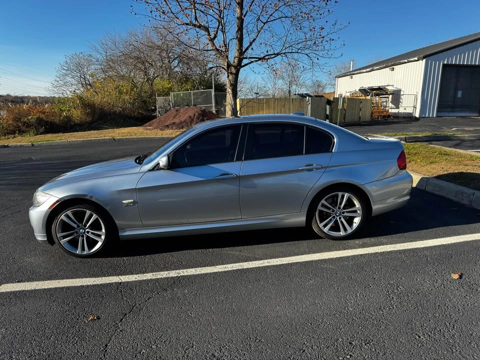 2011 BMW E90 335i Sedan - Image 3 of 16