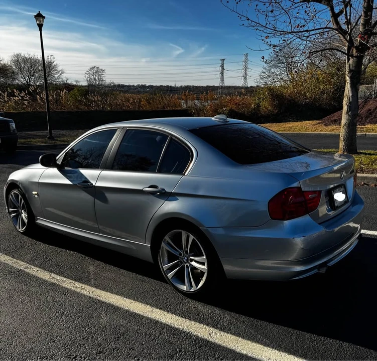 2011 BMW E90 335i Sedan - Image 4 of 16