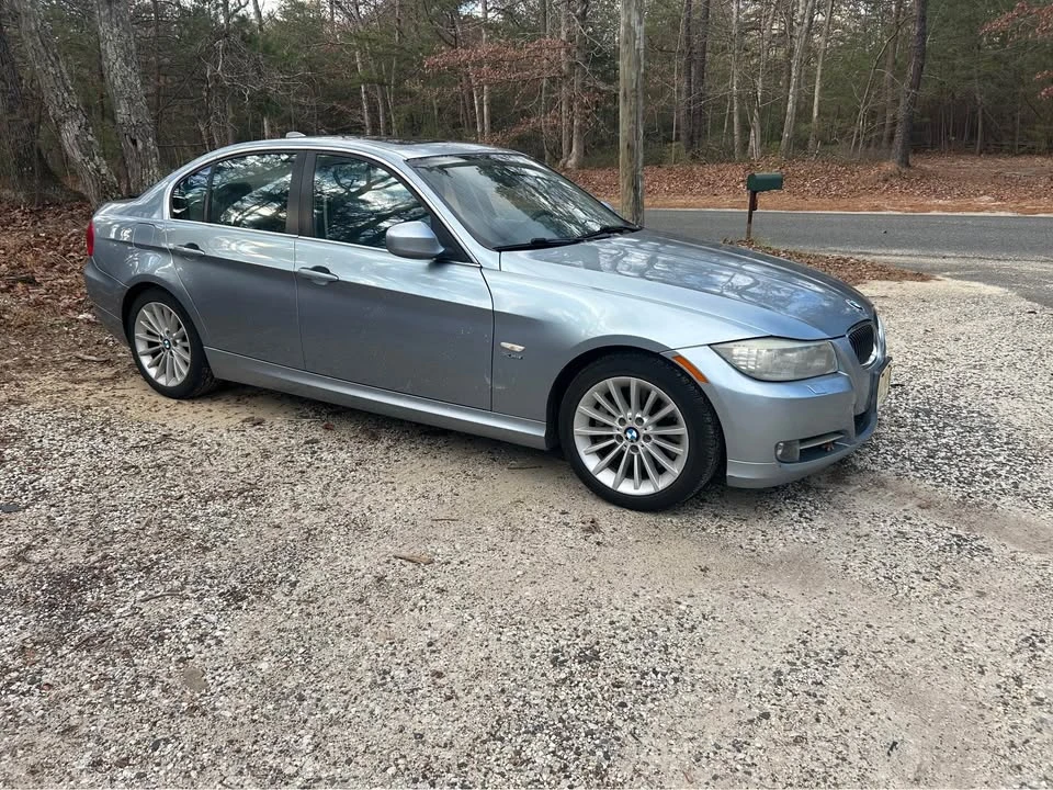 2011 BMW E90 335i Sedan - Image 2 of 4