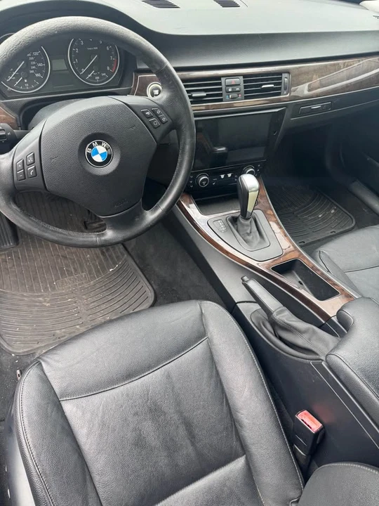 2011 BMW E90 335i Sedan - Image 2 of 5