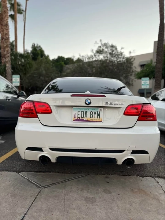 2011 BMW E93 335i Convertible - Image 3 of 10
