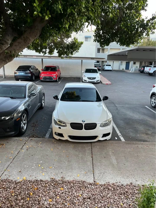 2011 BMW E93 335i Convertible - Image 5 of 10