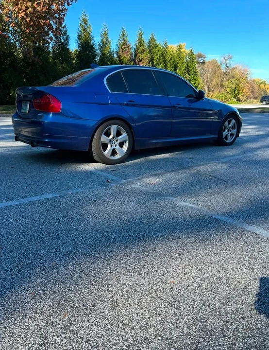 2011 BMW E90 335i Sedan - Image 4 of 8