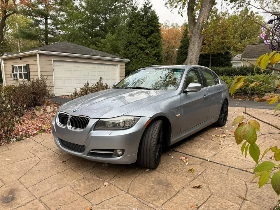 2011 BMW E90 335i Sedan - Image 2 of 6